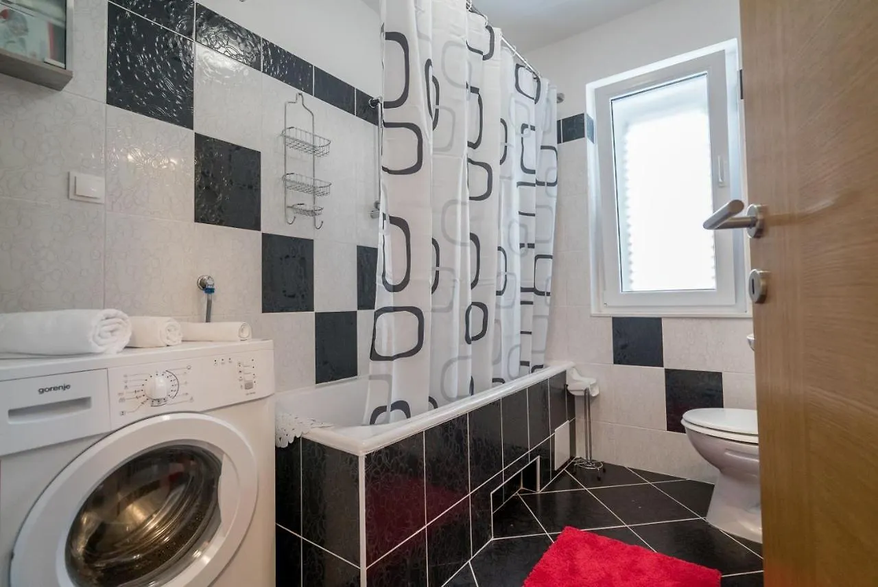 Apartment Anteo Free Parking Split